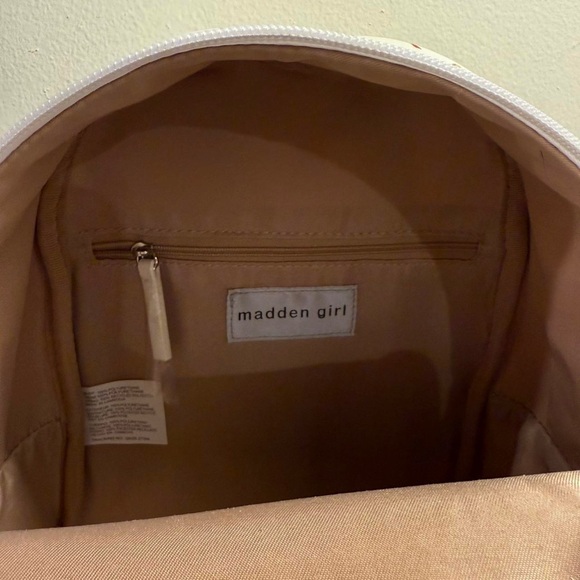 Bears & Hearts print mini backpack with matching wallet NWT Madden girl - Picture 8 of 8